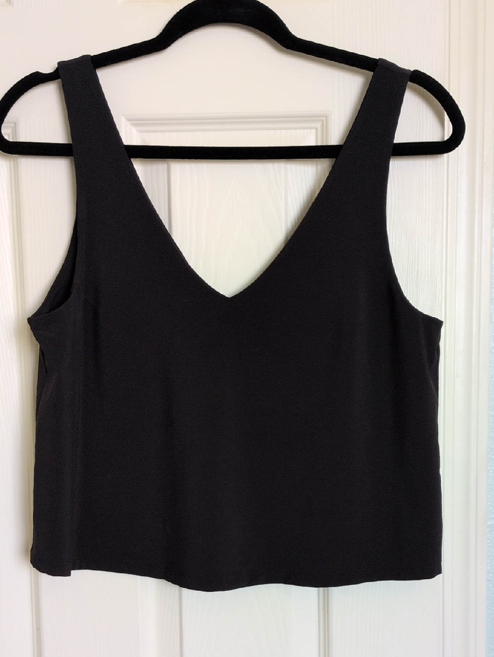 Vuori Villa Tank in Black
